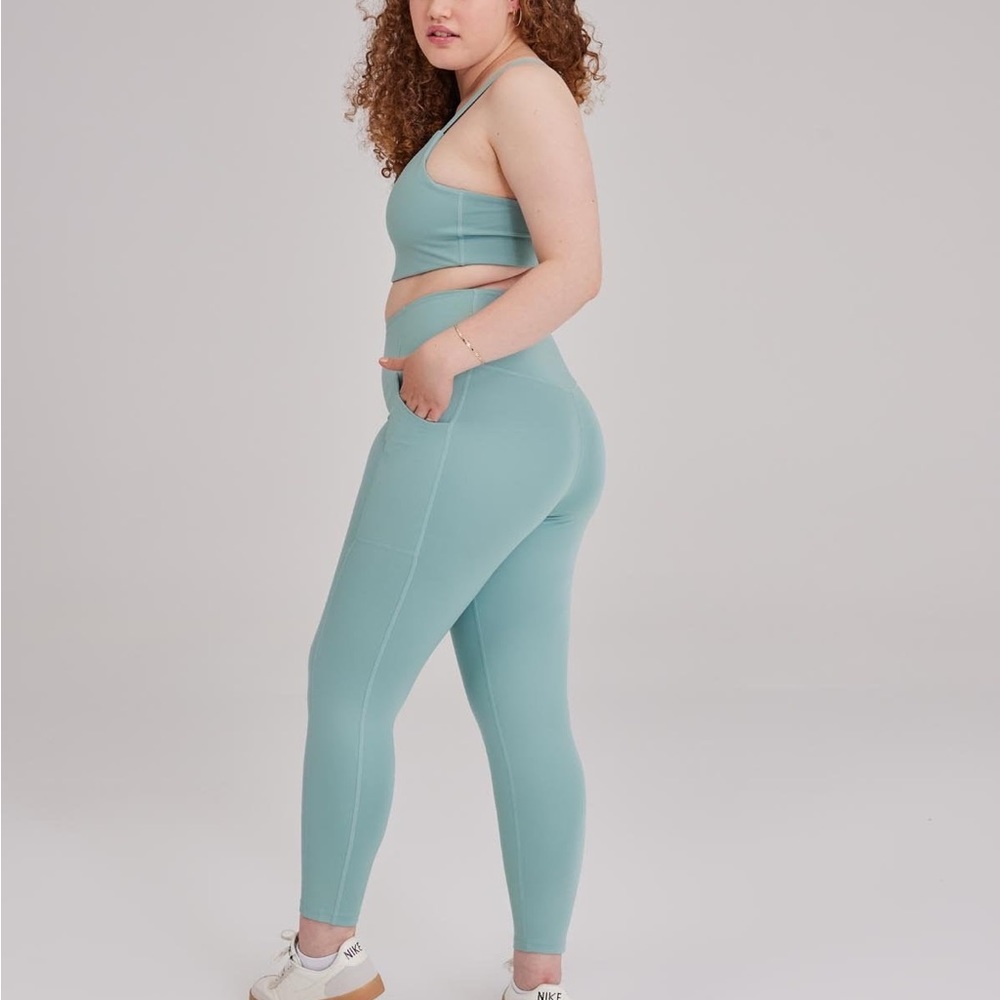 Girlfriend collective pocket legging
